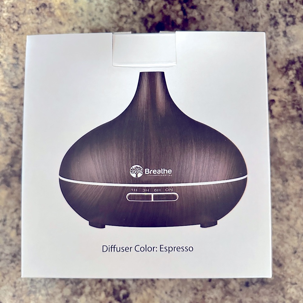 Breathe Essential Diffuser Aromatherapy with 6 essential oils